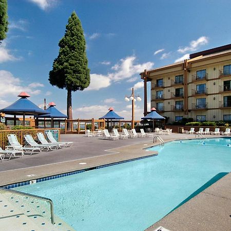 Holiday Inn Portland - Columbia Riverfront By Ihg Esterno foto