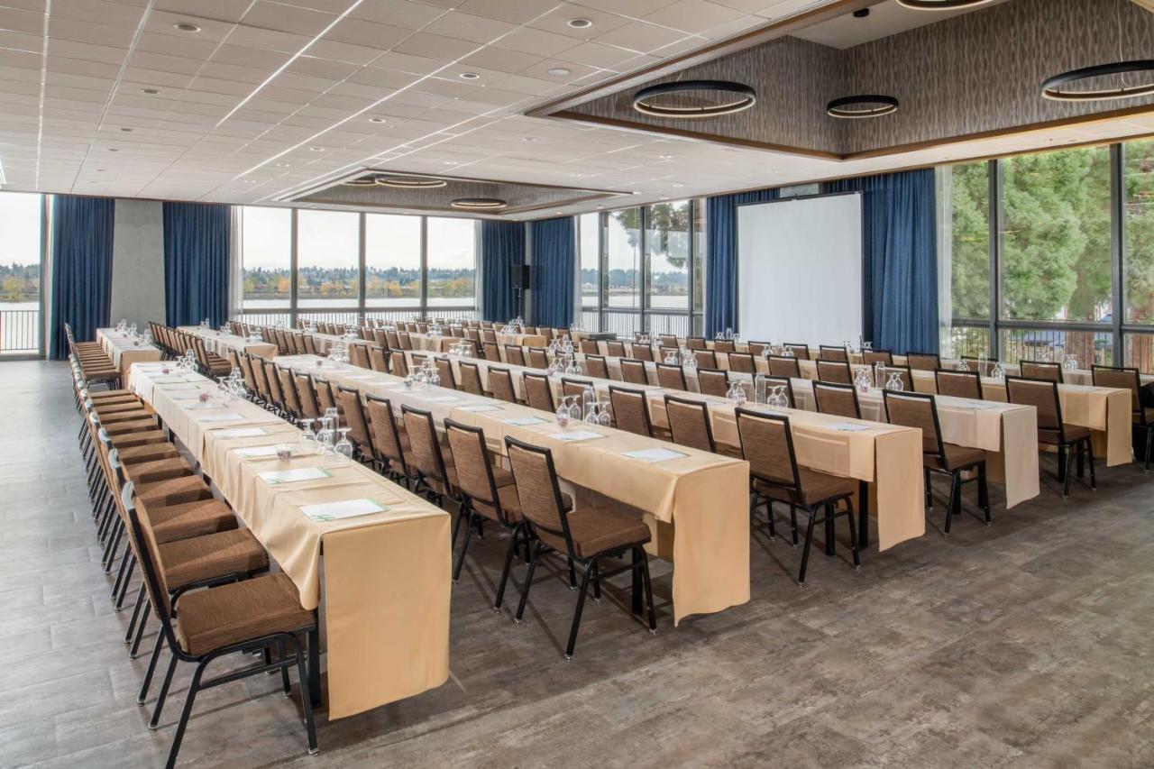Holiday Inn Portland - Columbia Riverfront By Ihg Esterno foto