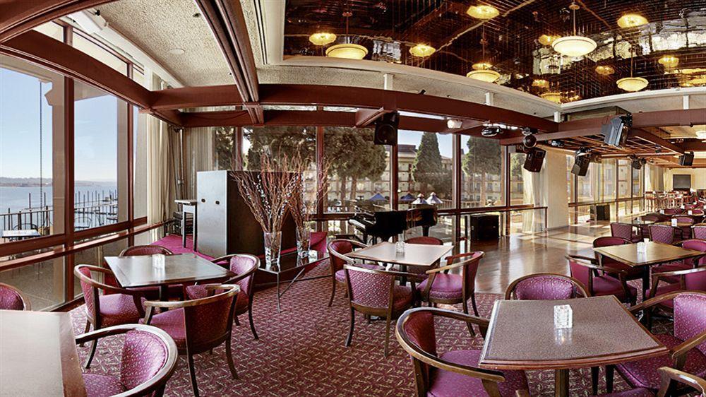 Holiday Inn Portland - Columbia Riverfront By Ihg Esterno foto