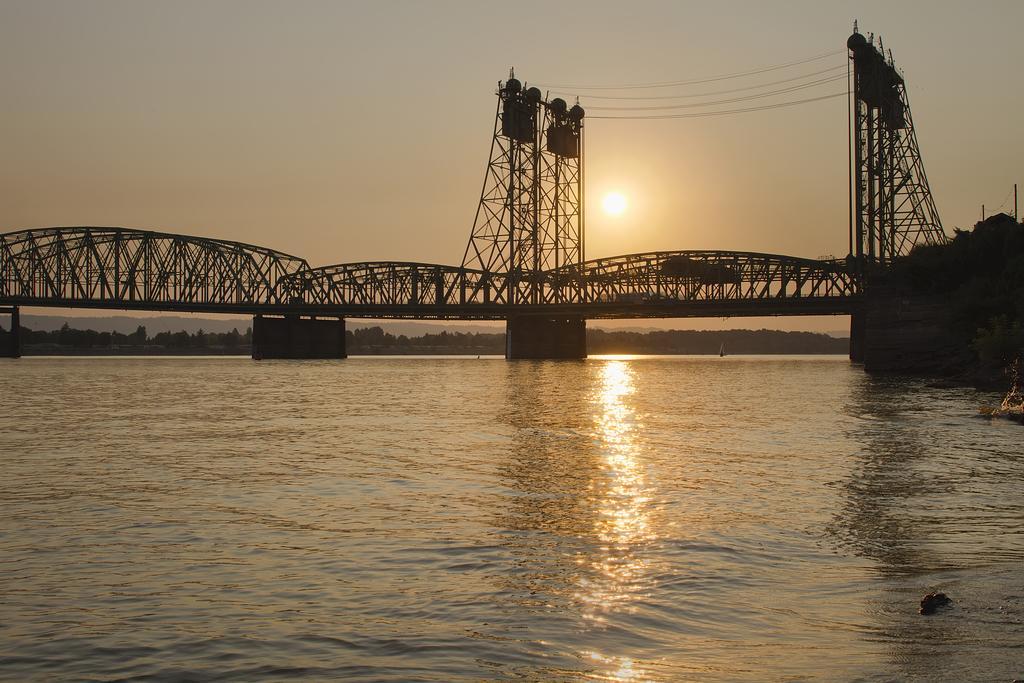 Holiday Inn Portland - Columbia Riverfront By Ihg Esterno foto