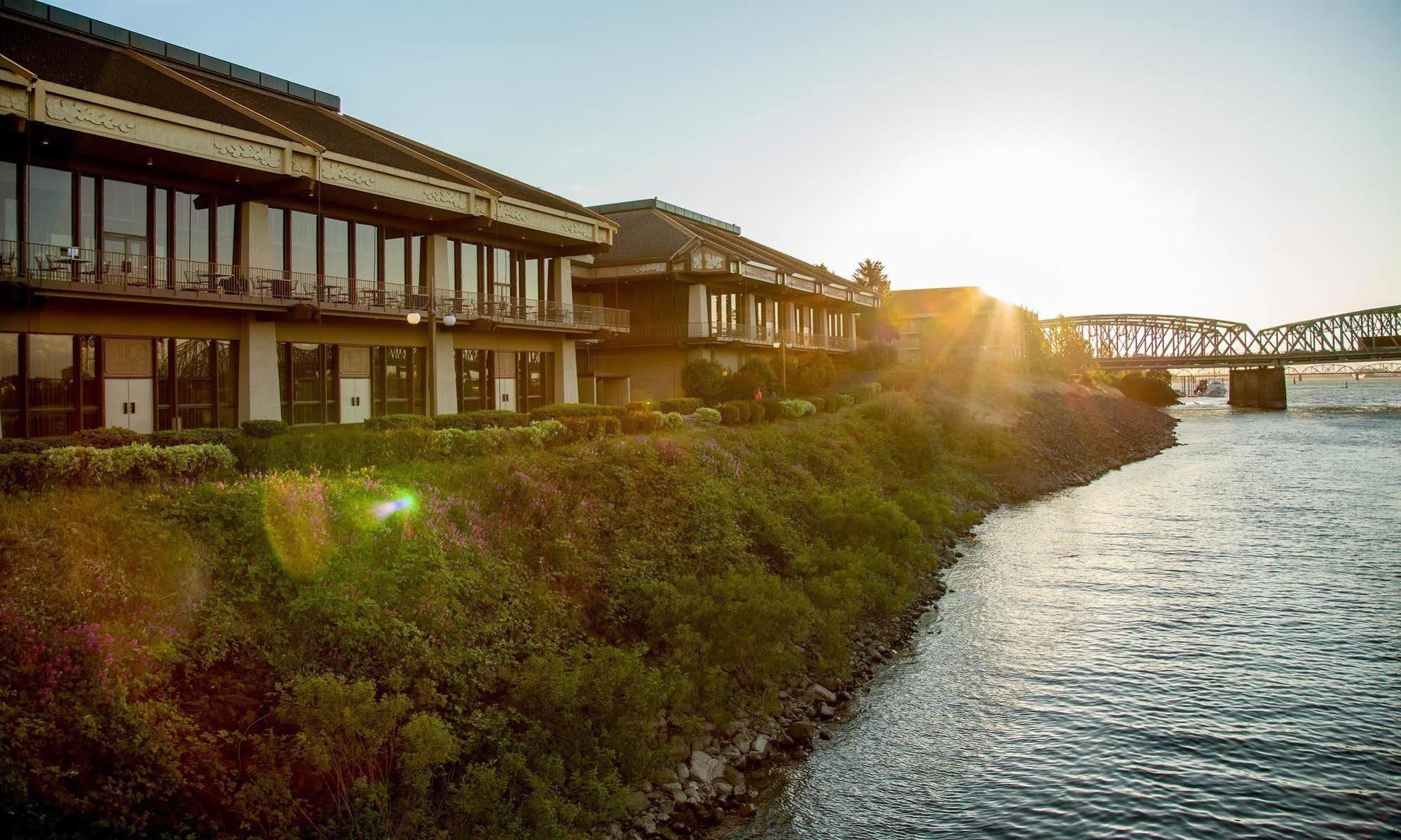 Holiday Inn Portland - Columbia Riverfront By Ihg Esterno foto